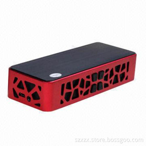 Mini speaker dock with iPhone 5S